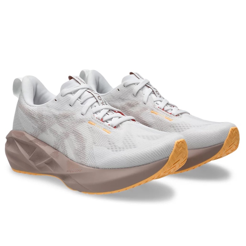 Jual Sepatu Lari Wanita Asics Wmns Novablast 5 Standard White Fawn Original 1012B765.102 - v3.ncrsport.com