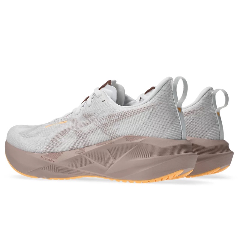 Jual Sepatu Lari Wanita Asics Wmns Novablast 5 Standard White Fawn Original 1012B765.102 - v3.ncrsport.com