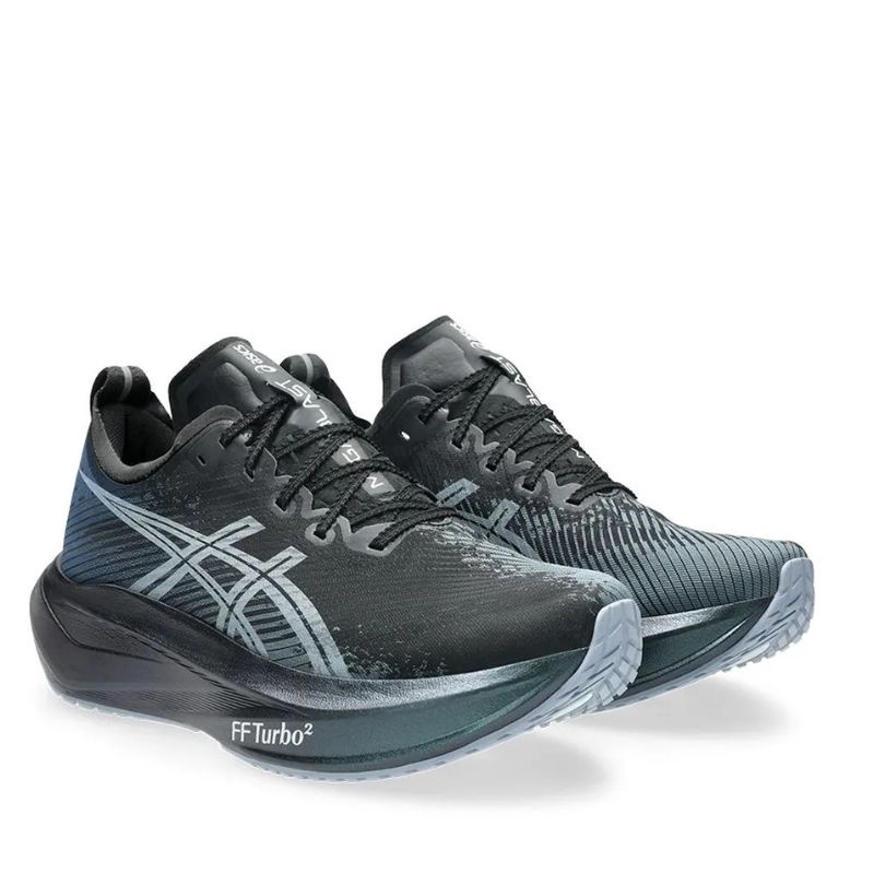 Jual Sepatu Lari Asics Megablast Black White Original 1013A170.001 - v3.ncrsport.com