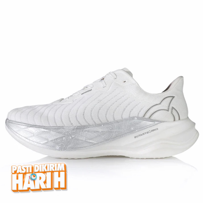 Beli Sepatu Lari Ortuseight Lunar Winter Moon Original 11040148