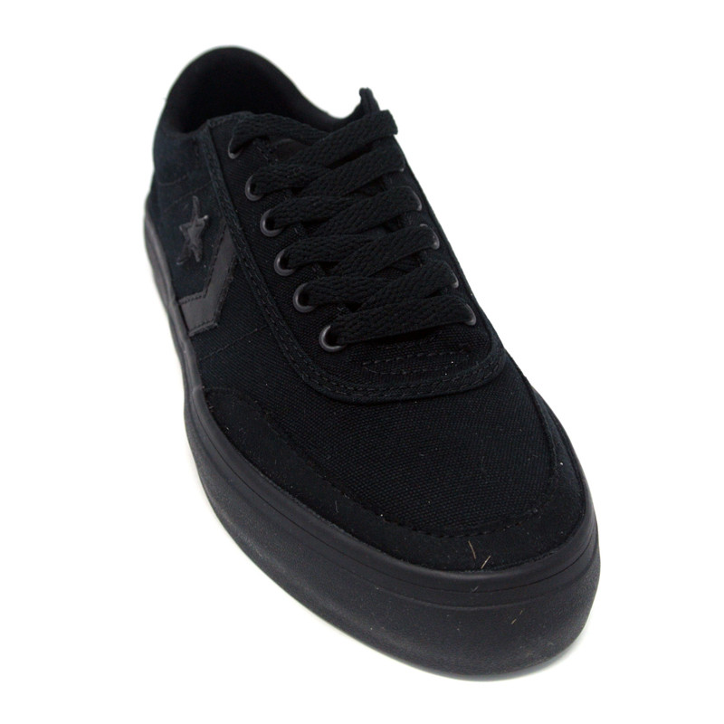 Jual Sepatu Sneakers Converse Courtlandt Ox Triple Black Original 161599C - v3.ncrsport.com