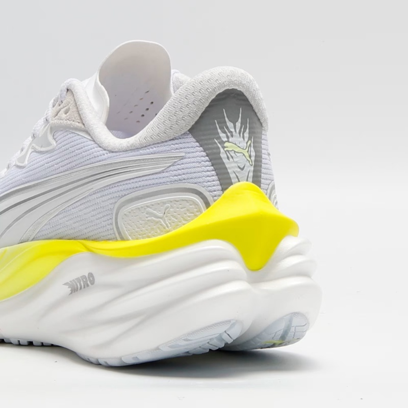 Jual Sepatu Lari Wanita Puma Wmns Velocity Nitro™ 4 White-Apple Spritz Original 311141-12 - v3.ncrsport.com