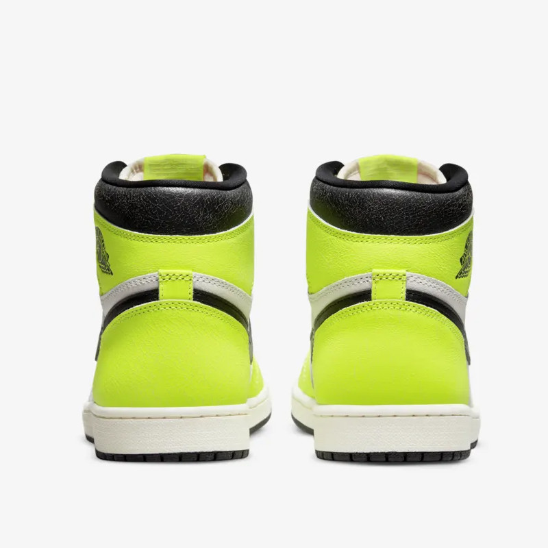 Jual Sepatu Sneakers Air Jordan Aj 1 Retro High Og Volt Original 555088-702 - v3.ncrsport.com