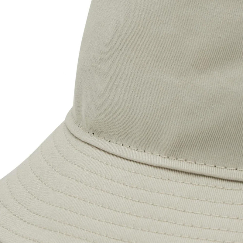 Jual Topi Sneakers New Era Tapered Bucket Essential White Original 60222227 - v3.ncrsport.com