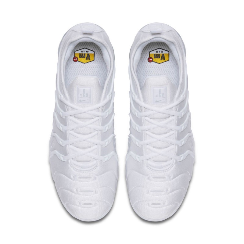 Jual Sepatu Lari Nike Air Vapormax Plus White Original 924453-100 - v3.ncrsport.com