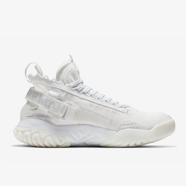 Jual Sepatu Basket Air Jordan Proto React White Original Bv1654-101 - v3.ncrsport.com