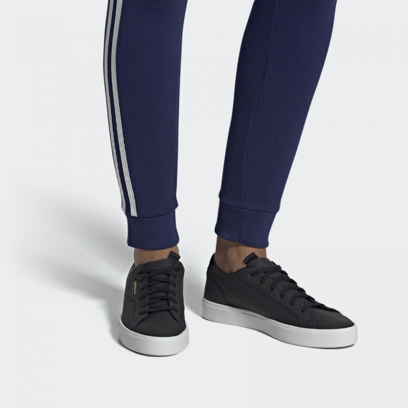 Jual Sepatu Sneakers Wanita Adidas Wmns Sleek Core Black Original Cg6193 - v3.ncrsport.com