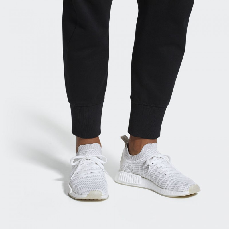 Jual Sepatu Sneakers Adidas Nmd R1 Stlt Primeknit White Original Cq2390 - v3.ncrsport.com