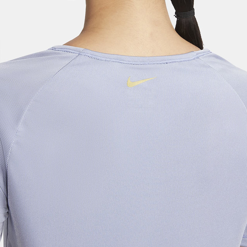 Jual Baju Lari Wanita Nike Wmns Icon Clash Short Sleeve Tee Blue Original Cu3346-482 - v3.ncrsport.com