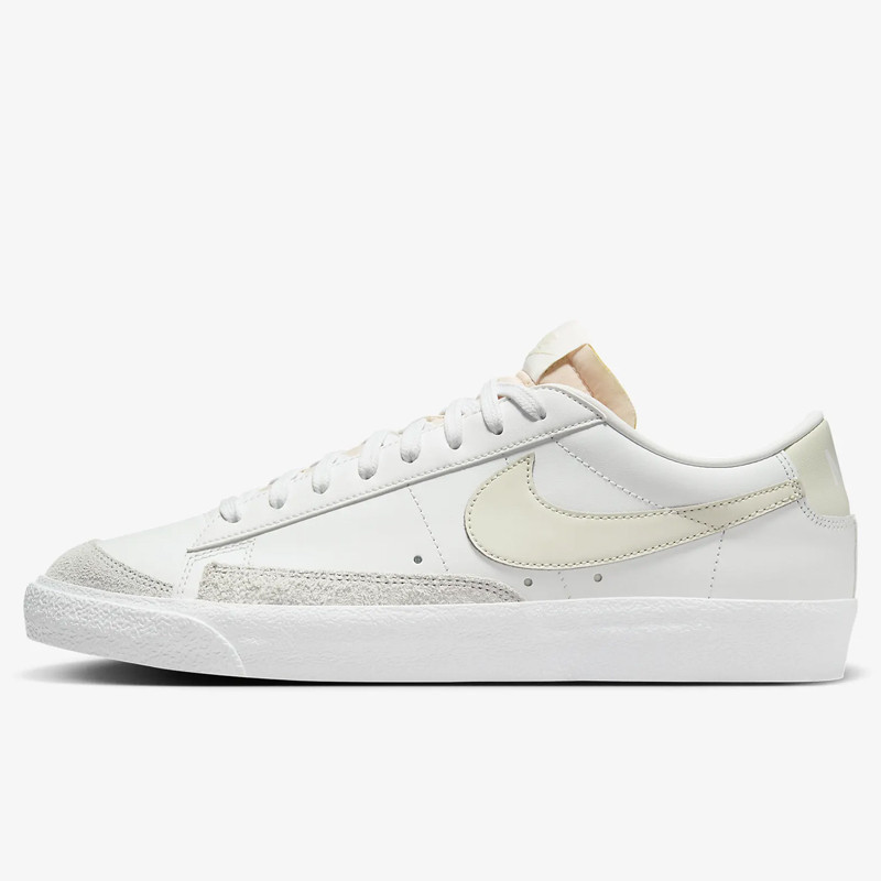 Jual Sepatu Sneakers Nike Blazer Low '77 Vintage Summit White Original Da6364-110 - v3.ncrsport.com