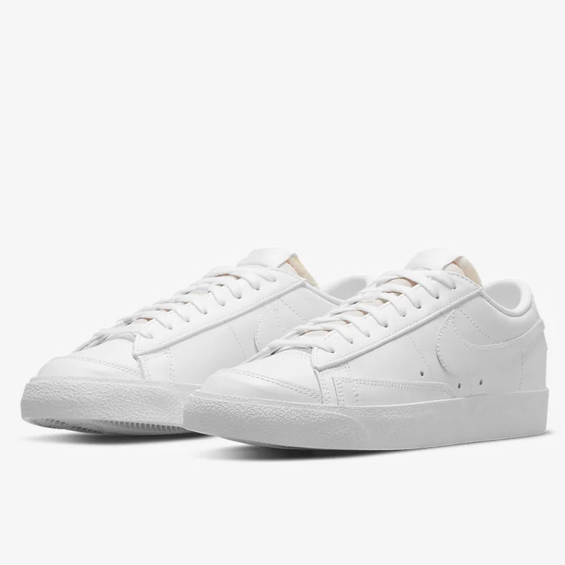 Jual Sepatu Sneakers Wanita Nike Wmns Blazer Low '77 White Original Dc4769-101 - v3.ncrsport.com