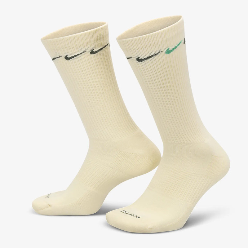 Jual Kaos Kaki Sneakers Nike 3Pk Everyday Plus Cushioned Crew Socks Multicolor Original Dh3822-908 - v3.ncrsport.com