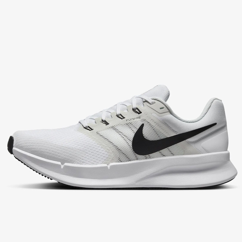 Jual Sepatu Lari Nike Run Swift 3 White Original Dr2695-102 - v3.ncrsport.com