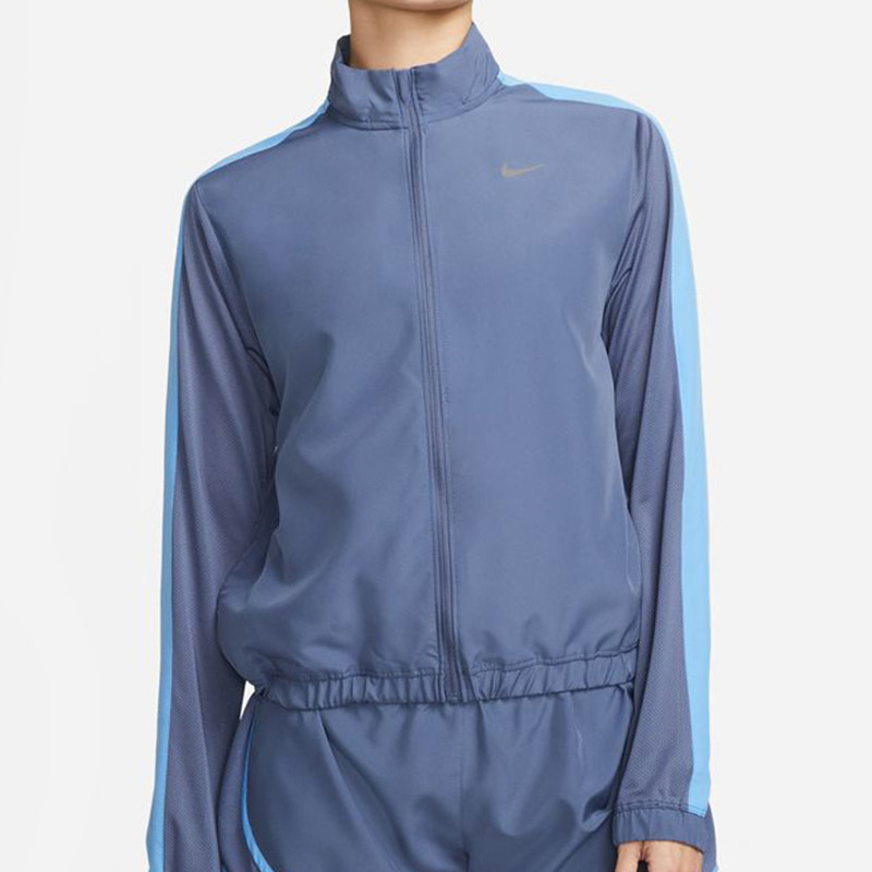 Jual Baju Lari Wanita Nike Wmns Swoosh Run Jacket Blue Original Dx1038-491 - v3.ncrsport.com