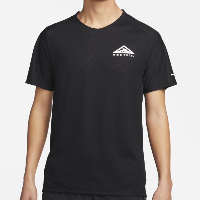 Jual Baju Trail Nike Dri-Fit Trail Solar Chase Tee Black Original Dv9306-010 - v3.ncrsport.com