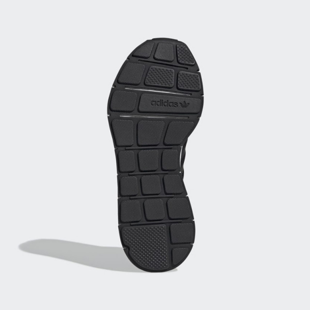 Jual Sepatu Sneakers Wanita Adidas Wmns Swift Run Core Black Original Ee4552 - v3.ncrsport.com
