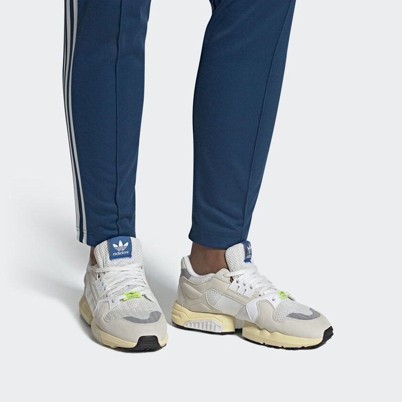 Jual Sepatu Sneakers Adidas Zx Torsion Cloud White Original Ee4791 - v3.ncrsport.com