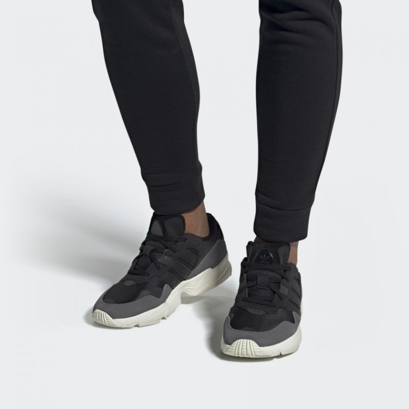 Jual Sepatu Sneakers Adidas Yung-96 Core Black Original Ee7245 - v3.ncrsport.com