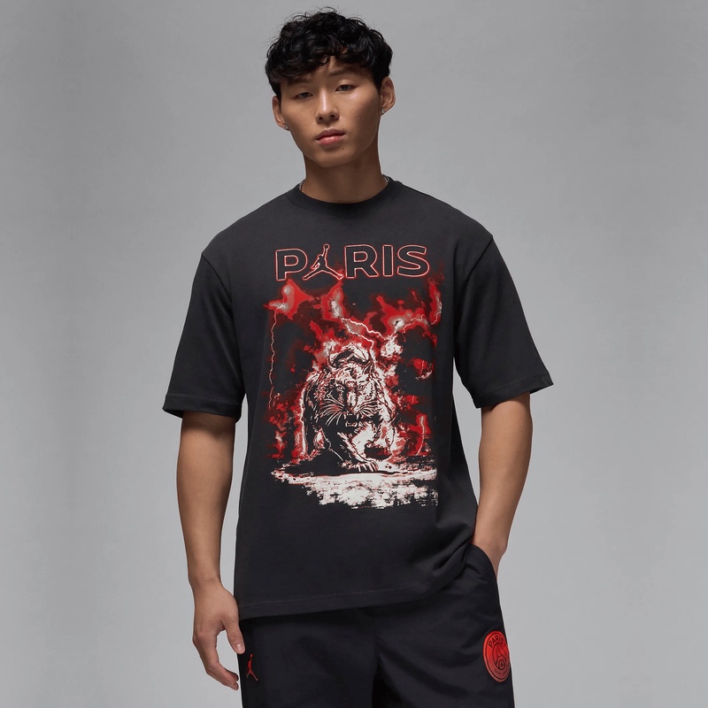 Beli Baju Sneakers Air Jordan Paris Saint-Germain Men's Graphic T-Shirt Off-Noir-Sail Original Fv7734-045