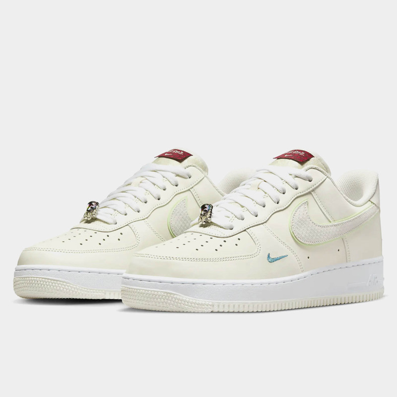 Jual Sepatu Sneakers Nike Air Force 1 Low Year Of The Dragon Sail Original Fz5052-131 - v3.ncrsport.com