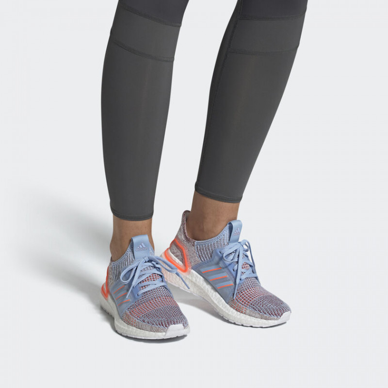 Jual Sepatu Lari Wanita Adidas Wmns Ultraboost 19 Glow Blue Original G27483 - v3.ncrsport.com