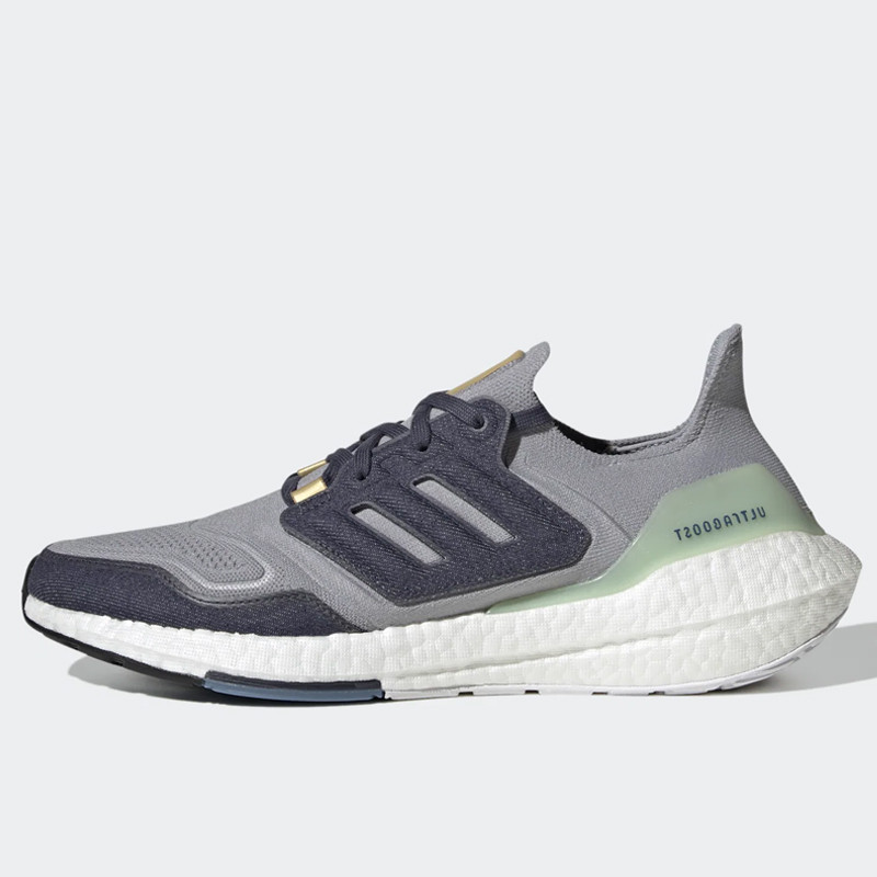 Jual Sepatu Lari Adidas Ultraboost 22 Halo Silver Original Gx9158 - v3.ncrsport.com