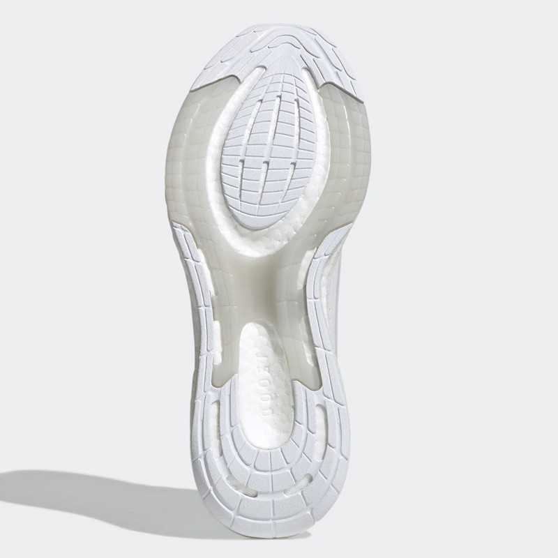 Jual Sepatu Lari Adidas Pureboost 22 Cloud White Original Gy4705 - v3.ncrsport.com