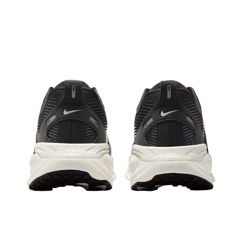 Jual Sepatu Lari Nike Vomero 18 Wide Black - Coconut Milk - Light Iron Ore - Summit White Original If0514-002 - v3.ncrsport.com