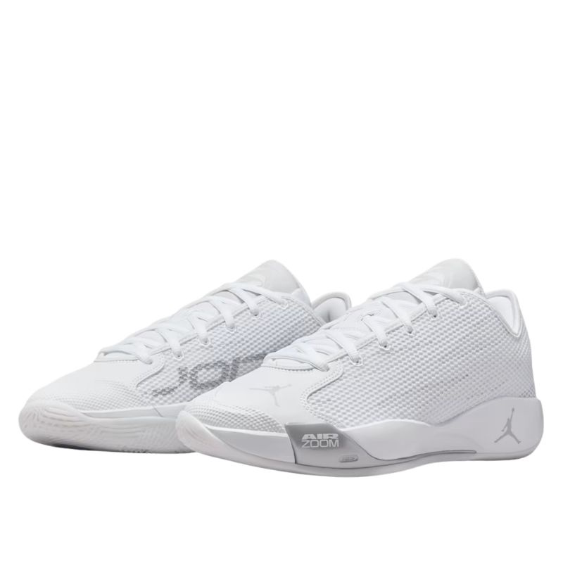 Jual Sepatu Basket Air Jordan Luka .77 Pf Triple White Original If1611-100 - v3.ncrsport.com
