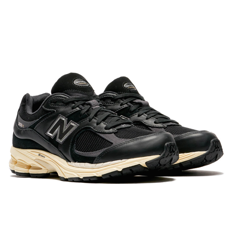 Jual Sepatu Sneakers New Balance 2002R Black Original M2002Rib - v3.ncrsport.com