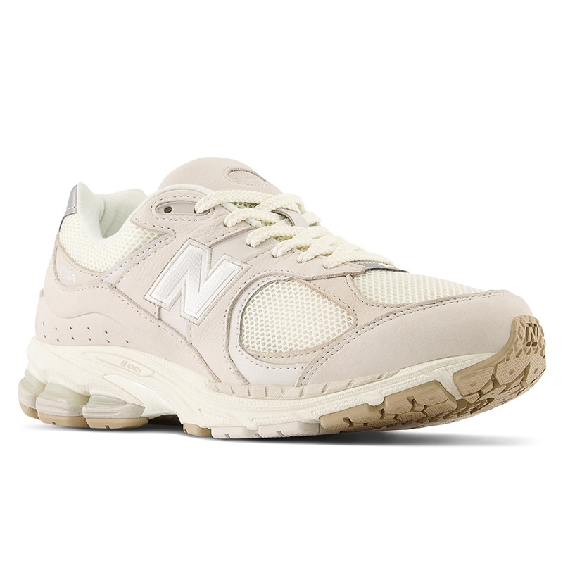 Jual Sepatu Sneakers New Balance 2002R Ivory Original M2002Raa - v3.ncrsport.com