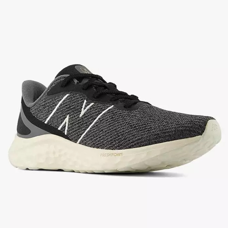 Jual Sepatu Lari New Balance Fresh Foam Arishi V4 Black Original Marisak4 - v3.ncrsport.com