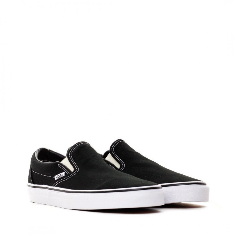 Jual Sepatu Sneakers Vans Ua Classic Slip-On Black Original Vn000Eyeblk - v3.ncrsport.com