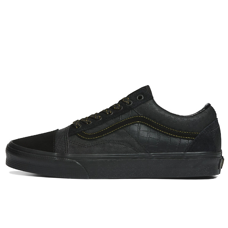 Jual Sepatu Sneakers Vans Mono Patchwork Old Skool Black Original Vn0A7Q4P1Oj - v3.ncrsport.com