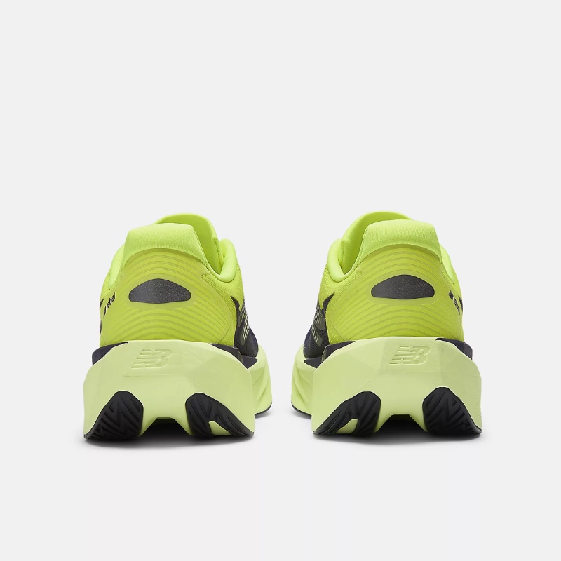 Jual Sepatu Lari Wanita New Balance Wmns Fuelcell Rebel V5 Alkaline Green Original Wfcx3Pe - v3.ncrsport.com