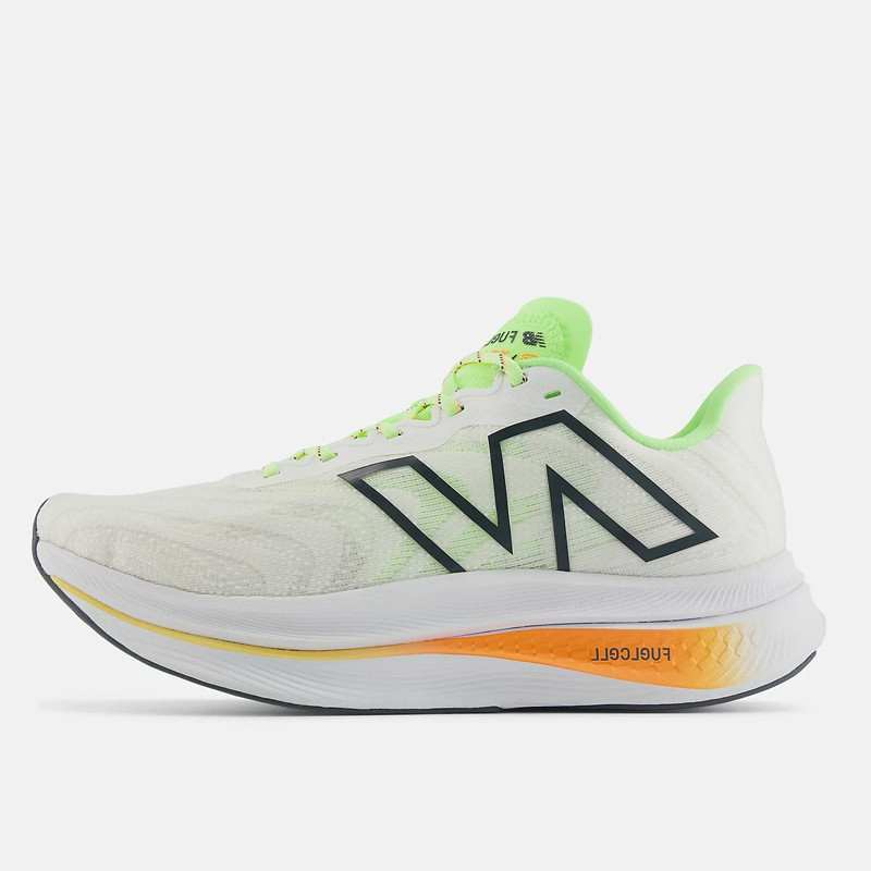 Jual Sepatu Lari Wanita New Balance Wmns Fuelcell Supercomp Trainer V2 White Original Wrcxca3 - v3.ncrsport.com