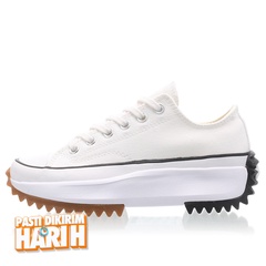 Beli Sepatu Sneakers Converse Run Star Hike Low Top White Original 168817C Beli Sepatu Sneakers Converse Run Star Hike Low Top White Original 168817C