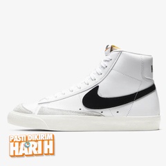 Beli Sepatu Sneakers Wanita Nike Wmns Blazer Mid '77 Vintage White Original Cz1055-100 Beli Sepatu Sneakers Wanita Nike Wmns Blazer Mid '77 Vintage White Original Cz1055-100