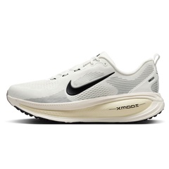 Beli Sepatu Lari Nike Vomero 18 Summit White Original Hm6803-101 Beli Sepatu Lari Nike Vomero 18 Summit White Original Hm6803-101