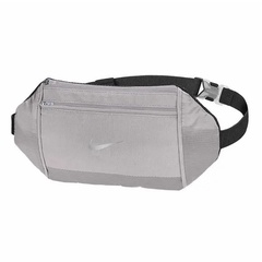 Beli Tas Lari Nike Challenger Waist Pack Large Silver Black Original N1001640017Os Beli Tas Lari Nike Challenger Waist Pack Large Silver Black Original N1001640017Os