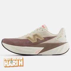 Beli Sepatu Lari Wanita New Balance Wmns Fuelcell Rebel V5 Angora Original Wfcxlj5