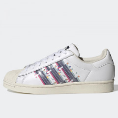 Beli Sepatu Sneakers Wanita Adidas Wmns Superstar Gaming Pack Chalk White Original H05143 Beli Sepatu Sneakers Wanita Adidas Wmns Superstar Gaming Pack Chalk White Original H05143